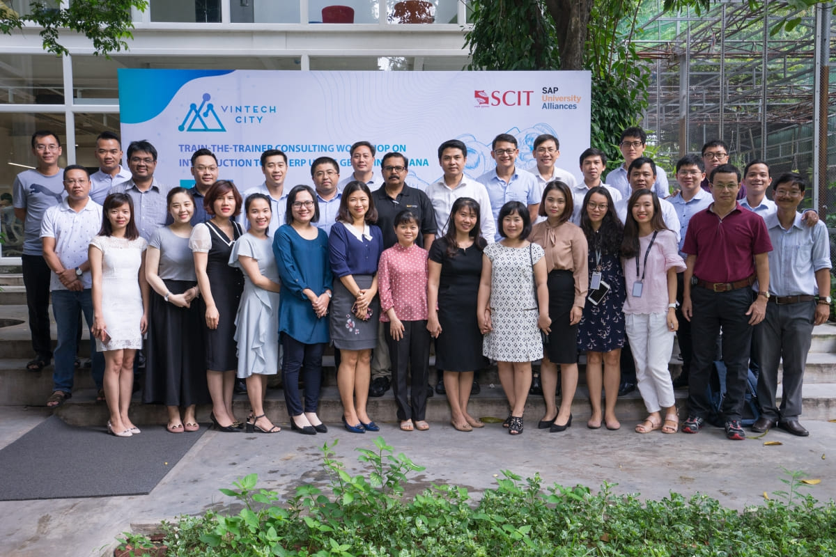 Dr.SVK Bharathi, SCIT Professor conducted consulting workshop in VIETNAM